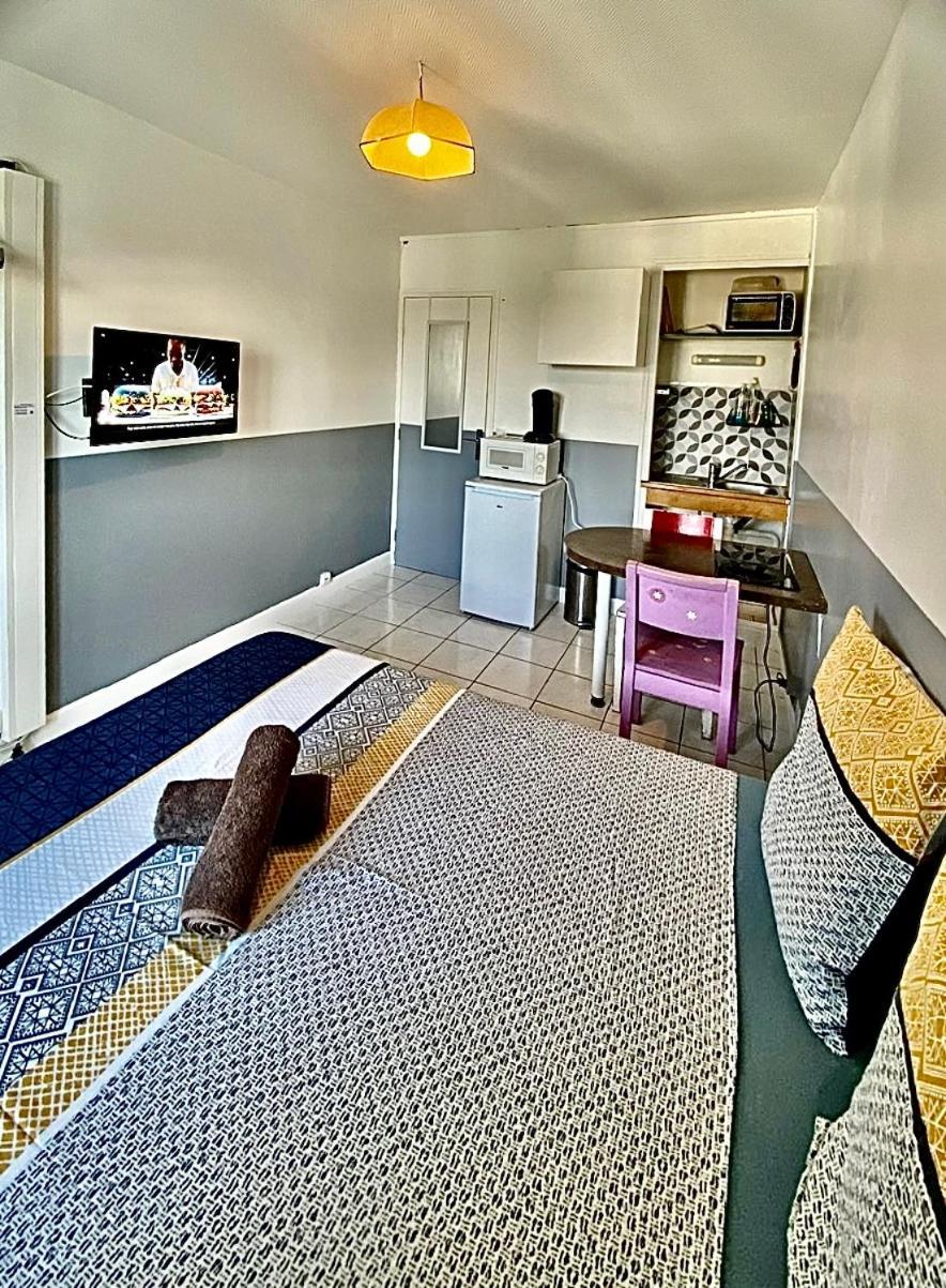 Appartement Proche Gare Et Centre Ville Melun Exteriör bild