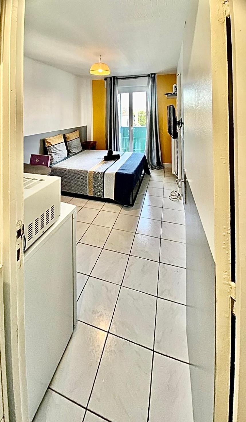 Appartement Proche Gare Et Centre Ville Melun Exteriör bild